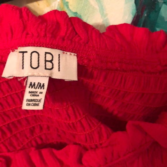 Tobi Medium Red Tank Top - Picture 2 of 2